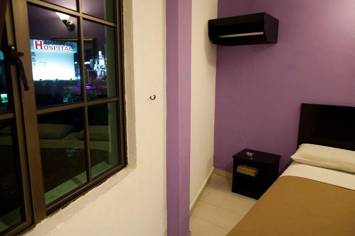 Hotel Ria Johor Bahru Esterno foto