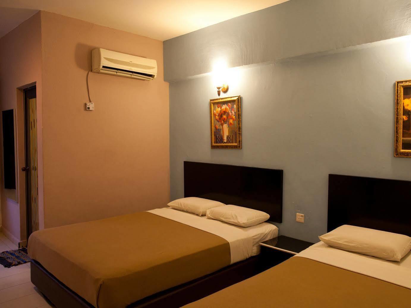 Hotel Ria Johor Bahru Esterno foto
